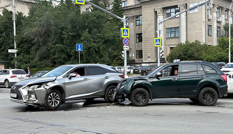 дтп столкновение двух авто