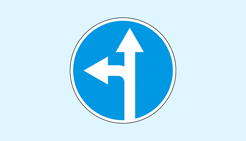 знак движение прямо и налево