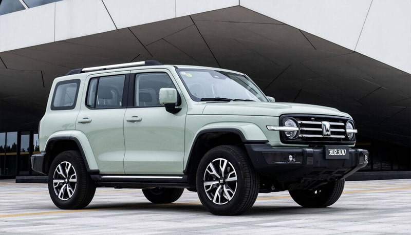 автомобиль танк 300