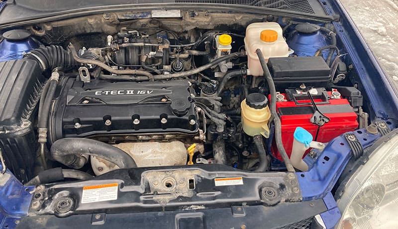 под капотом у авто