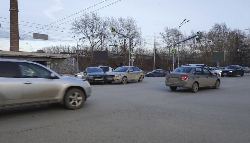 дтп на перекрестке