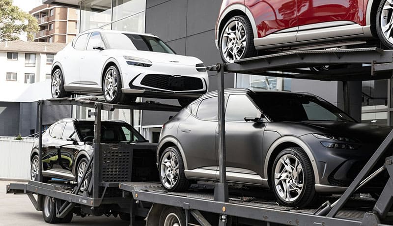 автовоз с автомобилями