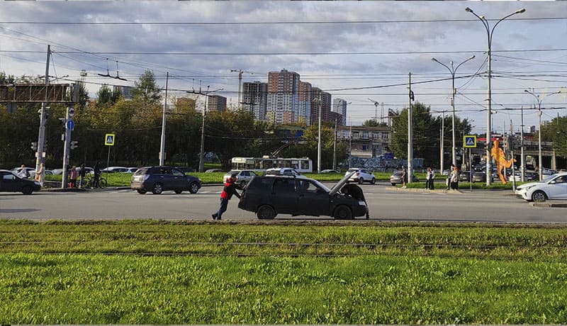 поломка машины на трассе