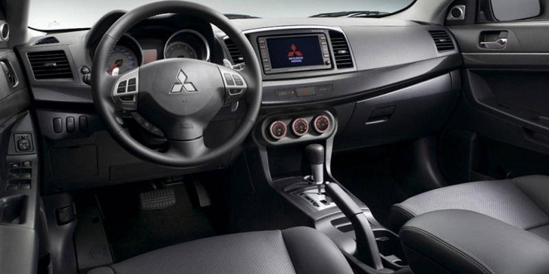 Плюсы, минусы и проблемы Mitsubishi Lancer X